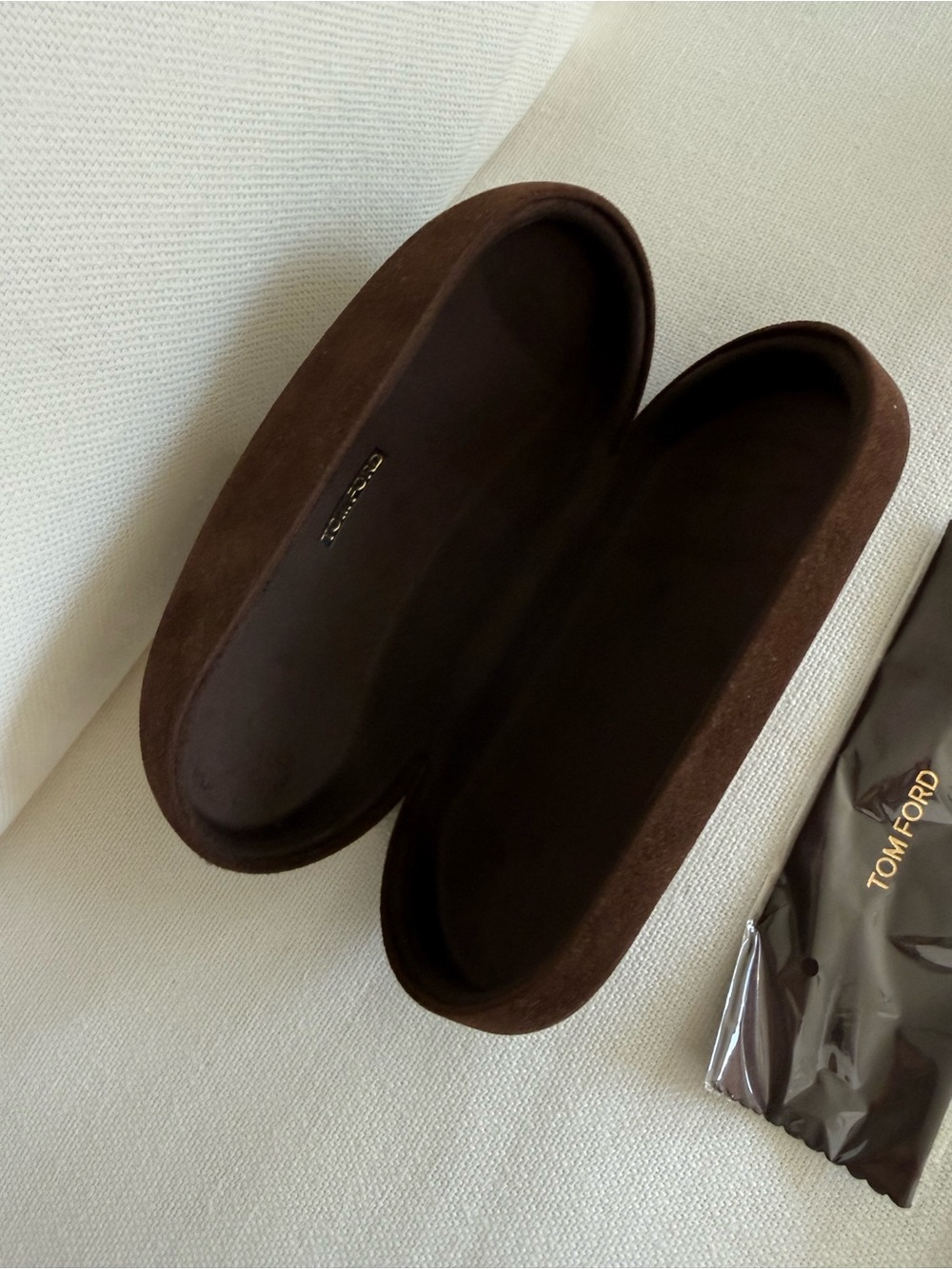 New! TOM FORD Sunglass Case - Picture 4 of 8